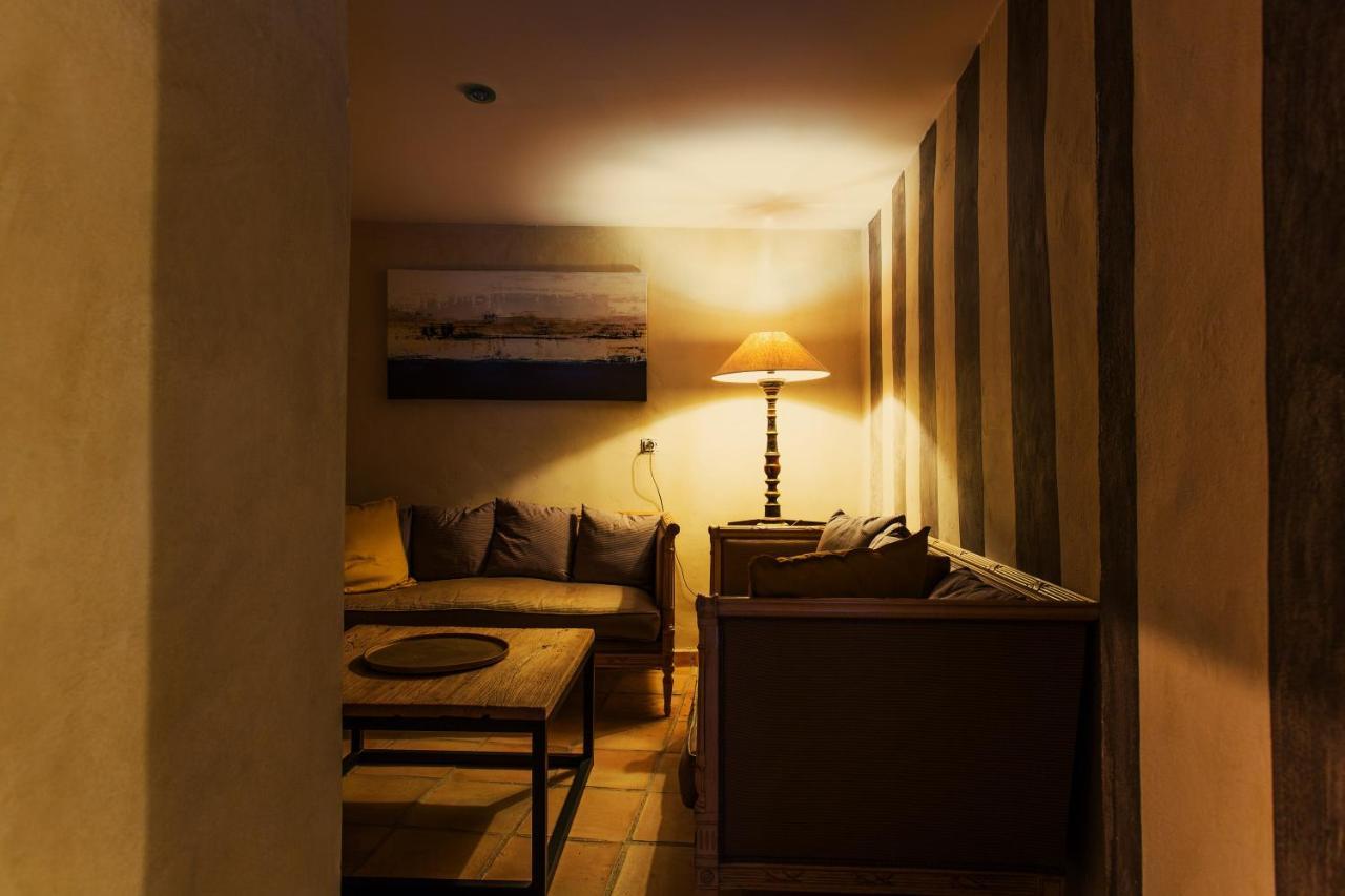 El Capricho Beniali Hotel